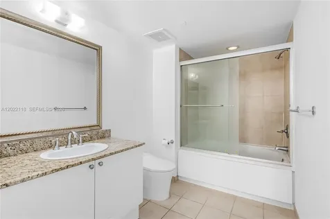 19501 W Country Club Drive Aventura FL 33180