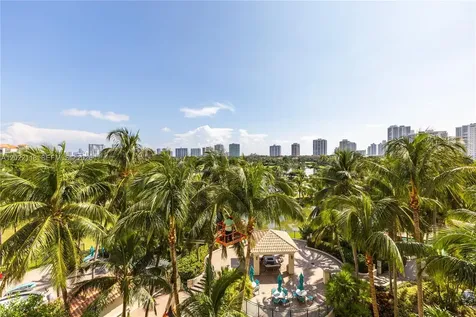 19501 W Country Club Drive Aventura FL 33180