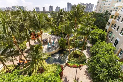 19501 W Country Club Drive Aventura FL 33180