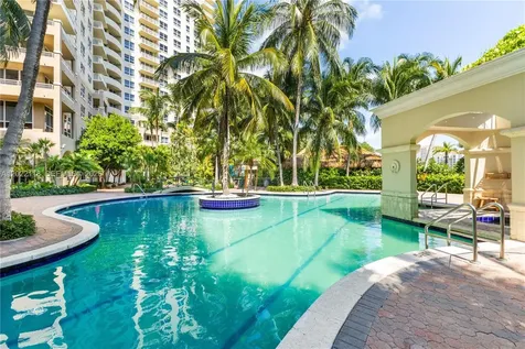 19501 W Country Club Drive Aventura FL 33180