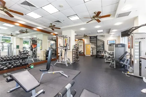 19501 W Country Club Drive Aventura FL 33180