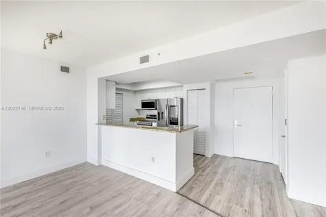 19501 W Country Club Drive Aventura FL 33180
