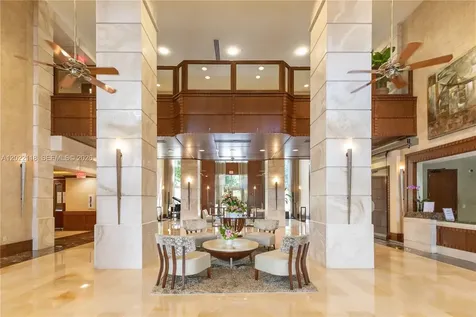 19501 W Country Club Drive Aventura FL 33180