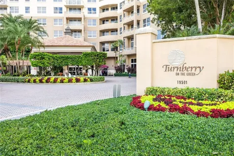 19501 W Country Club Drive Aventura FL 33180