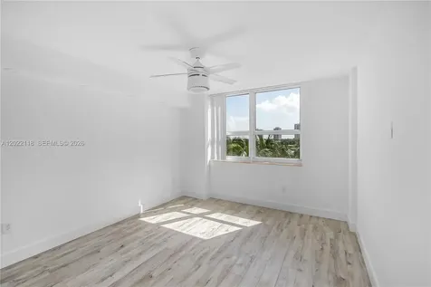 19501 W Country Club Drive Aventura FL 33180