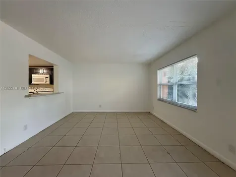 18101 NW 68th Avenue Hialeah FL 33015