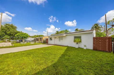 2411 Fletcher Street Hollywood FL 33020