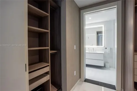 300 Biscayne Boulevard Way Miami FL 33131