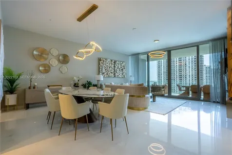 300 Biscayne Boulevard Way Miami FL 33131
