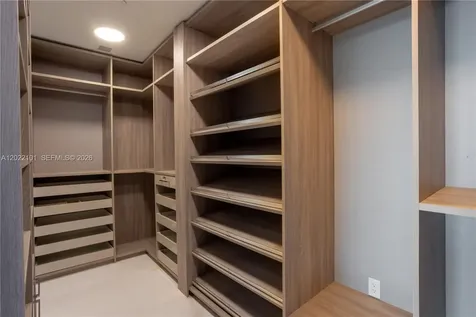300 Biscayne Boulevard Way Miami FL 33131