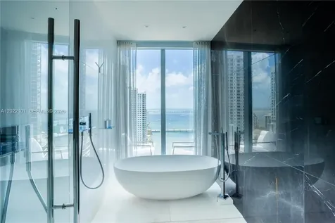 300 Biscayne Boulevard Way Miami FL 33131