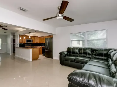 870 NE 182nd Street North Miami Beach FL 33162