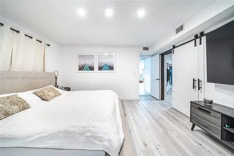 1301 Funston Street Hollywood FL 33019