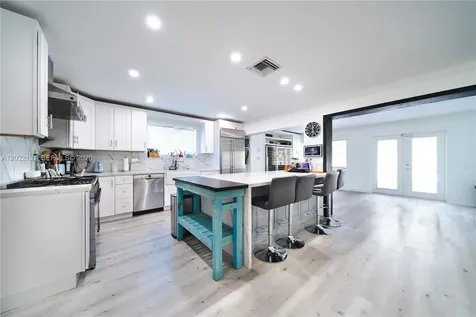 1301 Funston Street Hollywood FL 33019