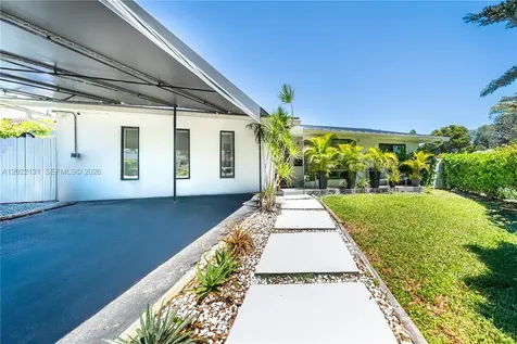 1301 Funston Street Hollywood FL 33019