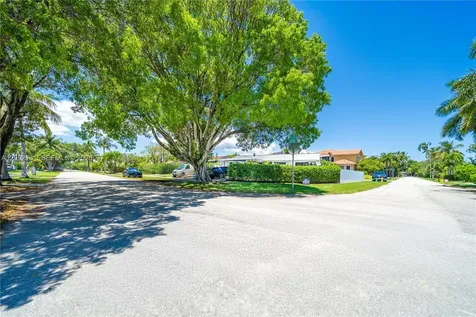 1301 Funston Street Hollywood FL 33019