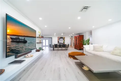 1301 Funston Street Hollywood FL 33019