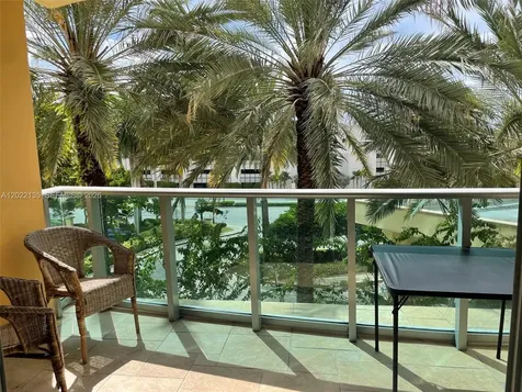 2501 S Ocean Drive Hollywood FL 33019