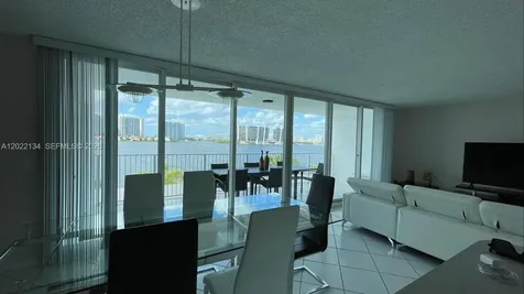 17800 N Bay Road Sunny Isles Beach FL 33160
