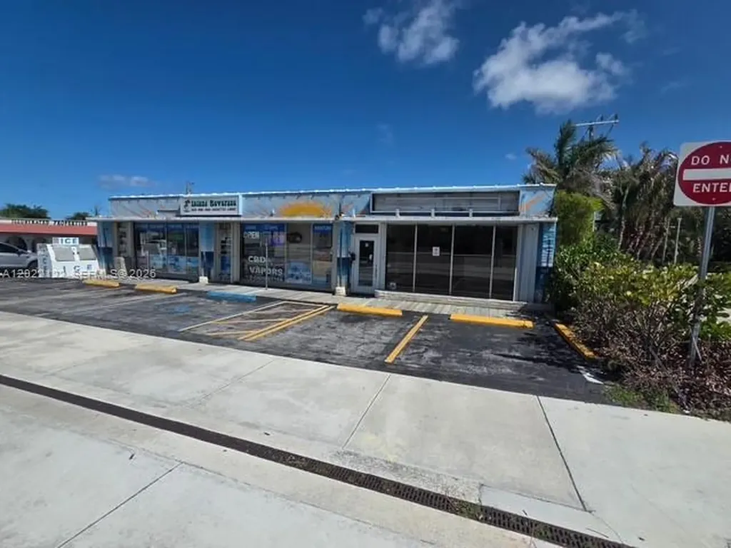 9128 SE Bridge Road Hobe Sound FL 33455