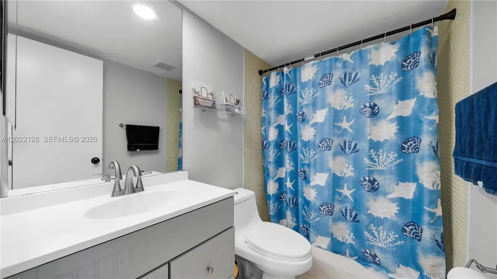 605 Oaks Drive Pompano Beach FL 33069