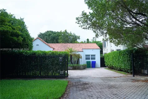 2338 SW 11th Street Miami FL 33135