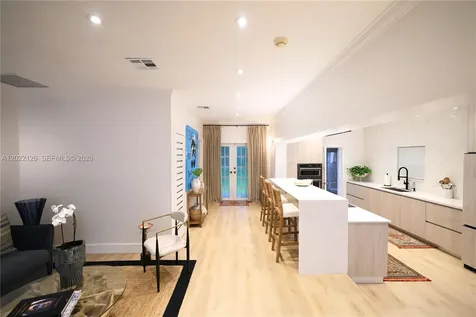 2338 SW 11th Street Miami FL 33135