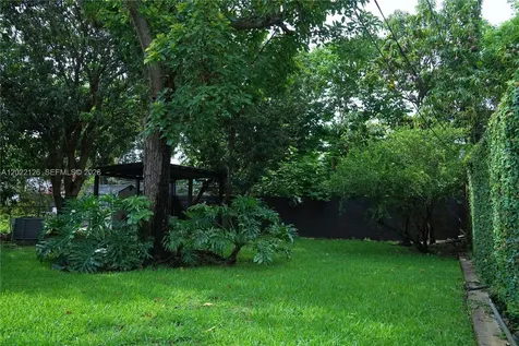 2338 SW 11th Street Miami FL 33135