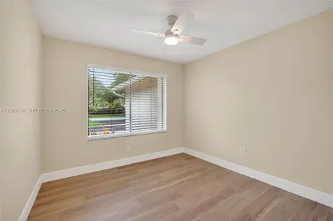 1660 NW 94th Avenue Plantation FL 33322