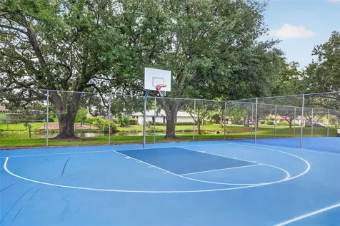 1660 NW 94th Avenue Plantation FL 33322