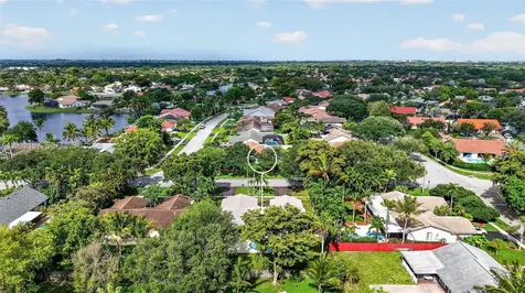 1660 NW 94th Avenue Plantation FL 33322