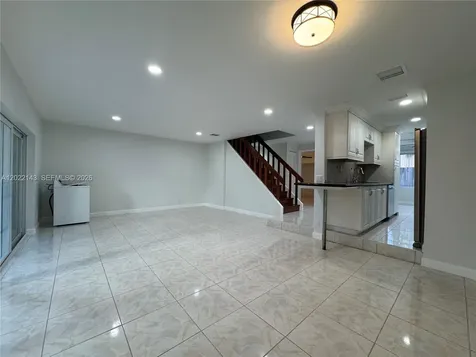 8231 NW 8th Place Plantation FL 33324