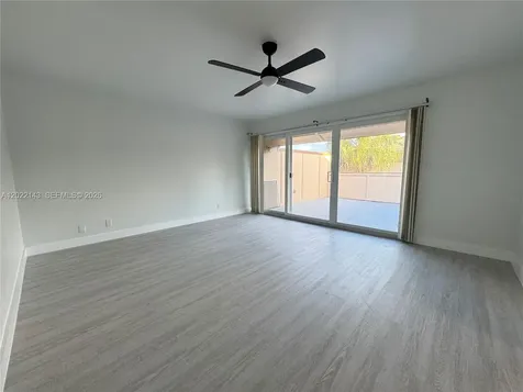 8231 NW 8th Place Plantation FL 33324