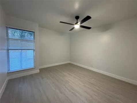 8231 NW 8th Place Plantation FL 33324