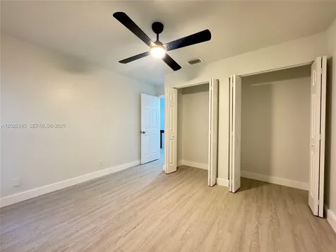 8231 NW 8th Place Plantation FL 33324