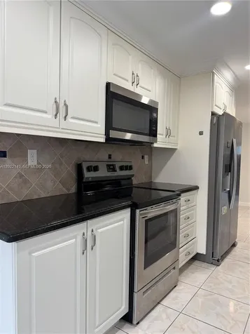 8231 NW 8th Place Plantation FL 33324