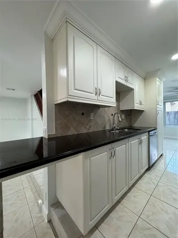 8231 NW 8th Place Plantation FL 33324