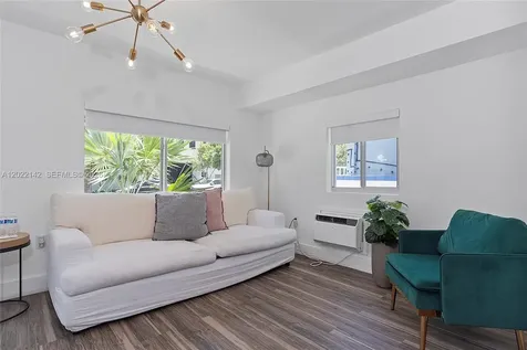 235 18th Street Miami Beach FL 33139