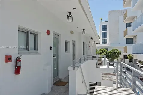 235 18th Street Miami Beach FL 33139