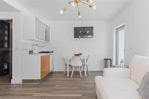 235 18th Street Miami Beach FL 33139