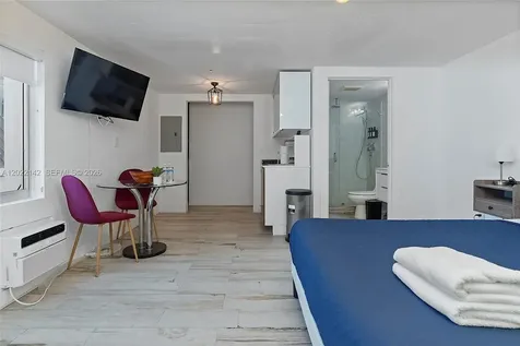 235 18th Street Miami Beach FL 33139