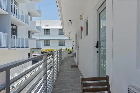 235 18th Street Miami Beach FL 33139