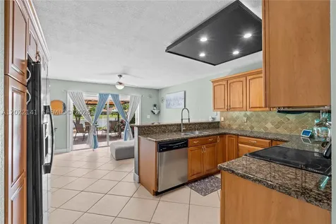 6188 NW 40th Street Coral Springs FL 33067