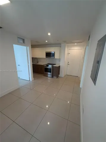 821 SW 18th Avenue Miami FL 33135