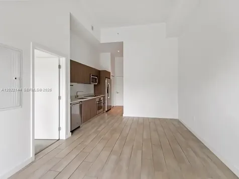 1600 SW 1 Avenue Miami FL 33129