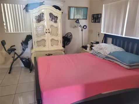 2644 SW 28th Court Miami FL 33133