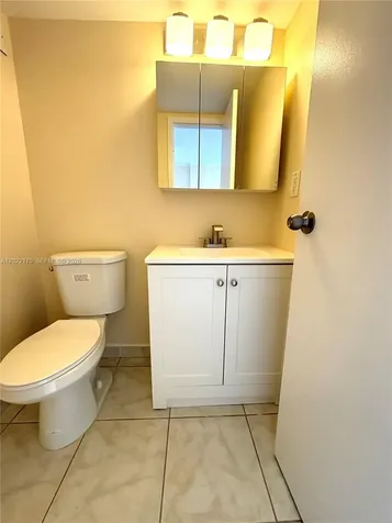 17011 N Bay Road Sunny Isles Beach FL 33160