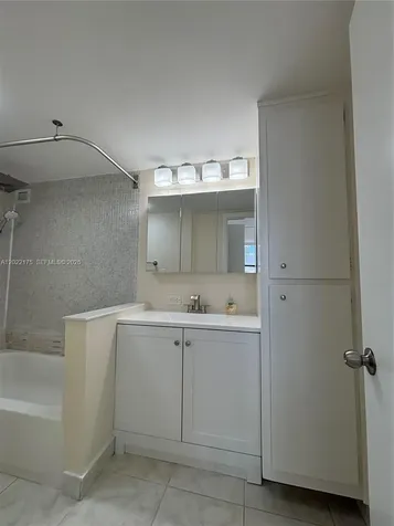 17011 N Bay Road Sunny Isles Beach FL 33160