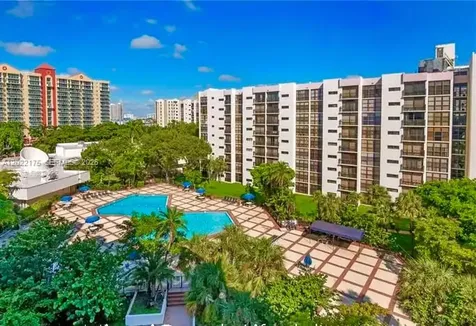 17011 N Bay Road Sunny Isles Beach FL 33160