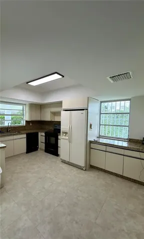7700 SW 52nd Court Miami FL 33143